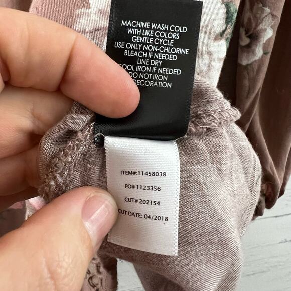 Torrid Beige Floral Eyelet Twill Tunic Size 1X - Picture 4 of 11